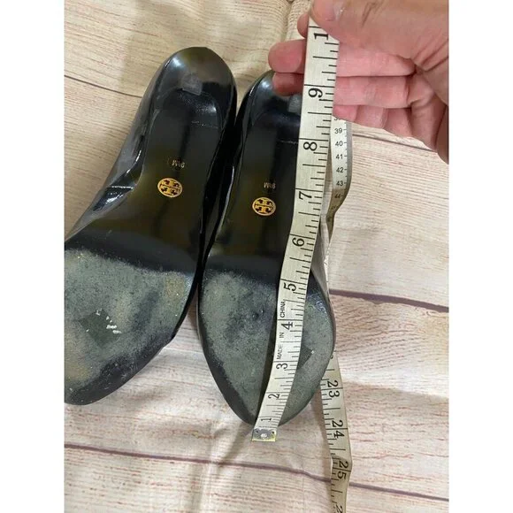 Tory Burch Women's Black Patent Leather High Heel Pumps - 9 1/2M - Picture 9 of 11